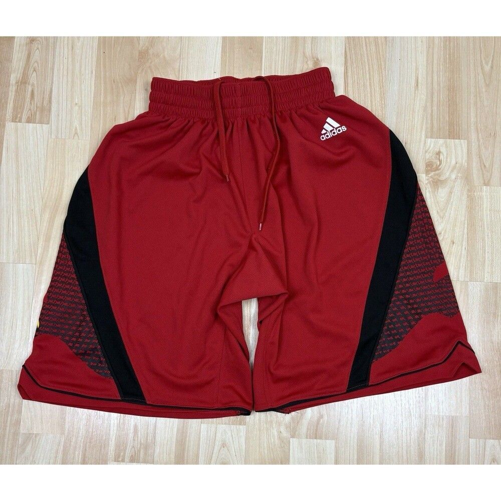 Men’s Adidas Louisville Cardinals Team Basketball Shorts / Red / Size Small